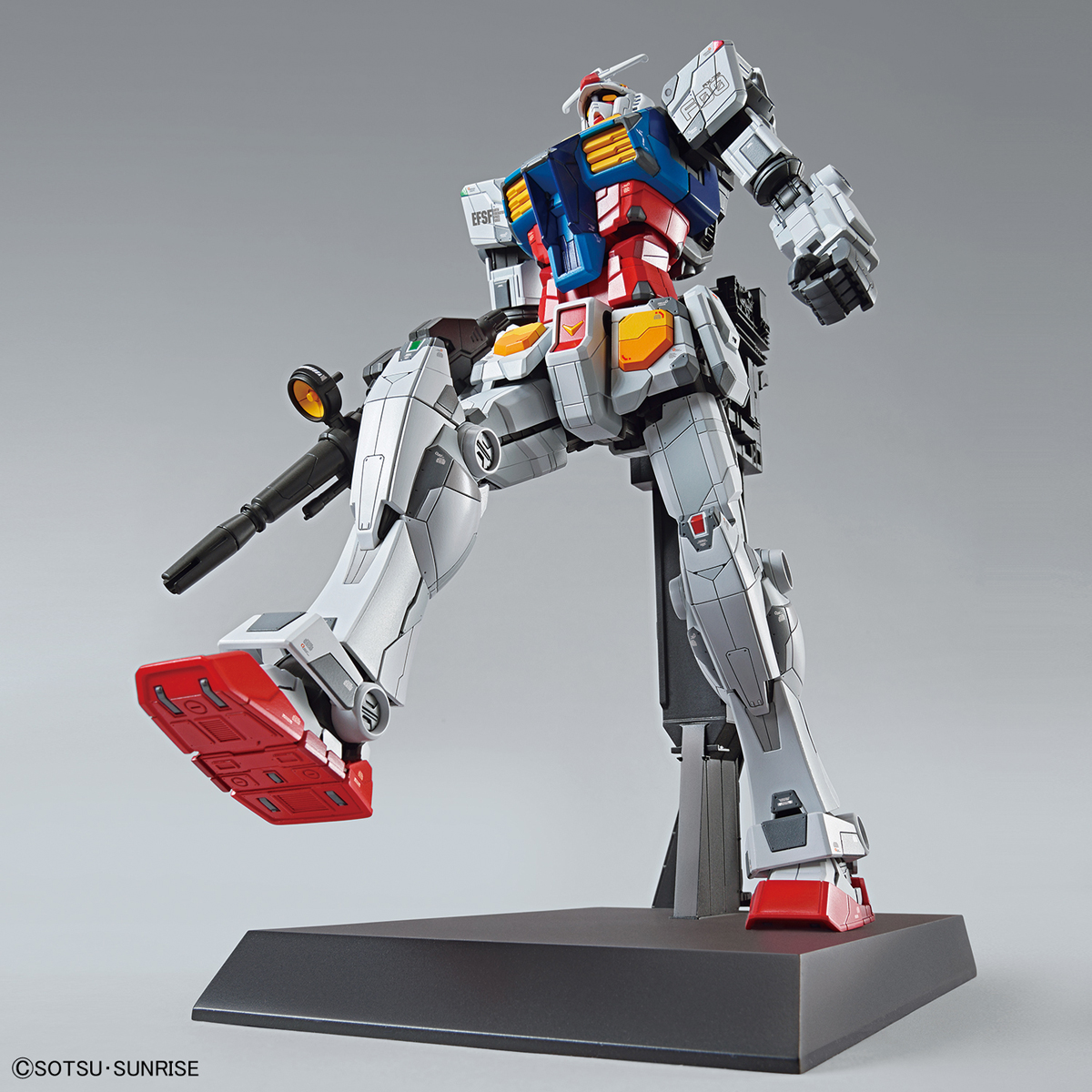 1/100 RX-78F00 Gundam | GunplaCentral