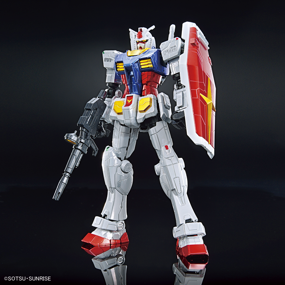1/144 RX-78F00 Gundam (Titanium Finish)