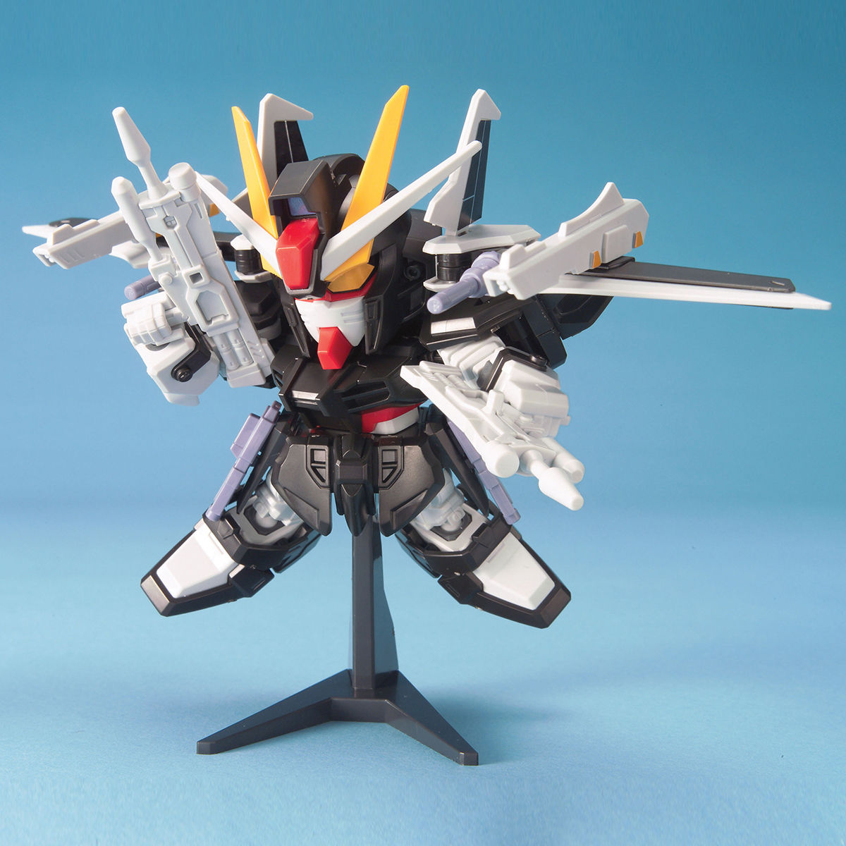 Senshi GAT-X105E Strike Noir Gundam box