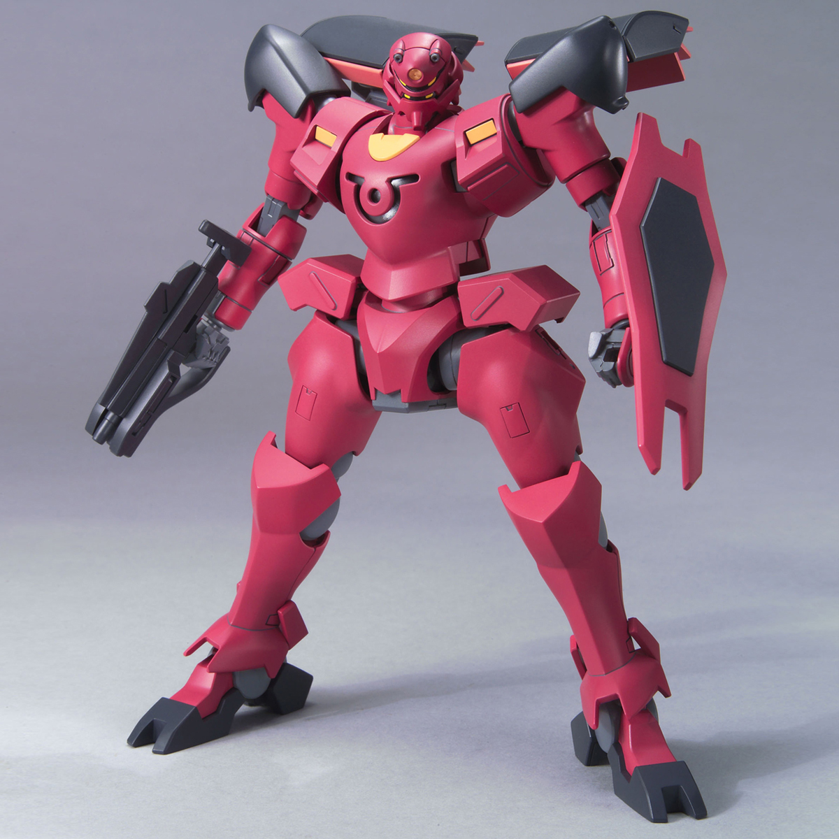 HG00 GNX-704T Ahead